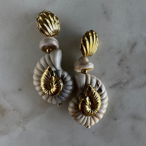Shell in beige
