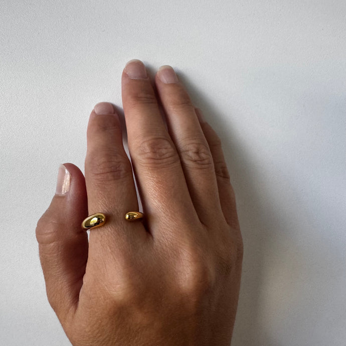 Collins Ring