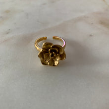 Load image into Gallery viewer, Rose Vintage Ring